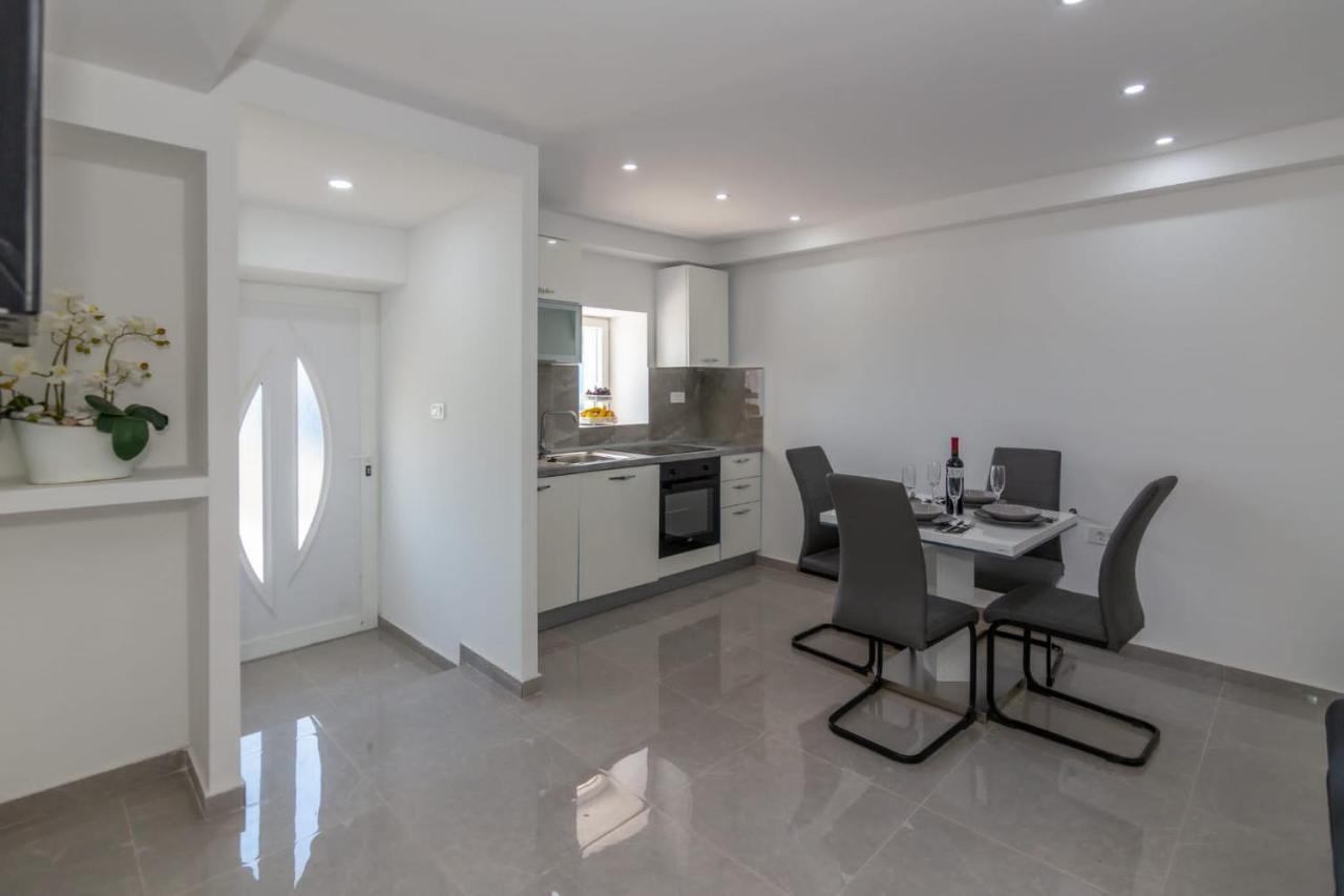 Apartman Iva Krivodol Esterno foto
