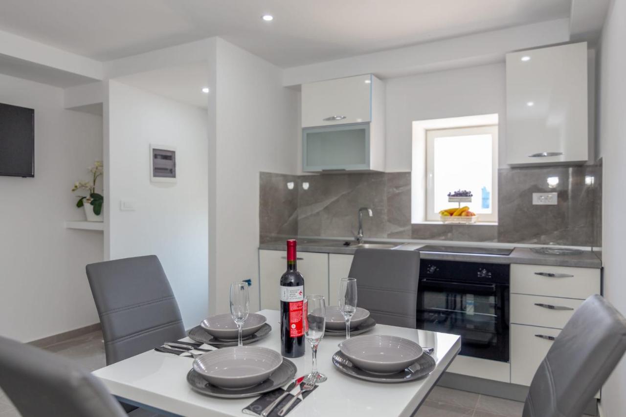 Apartman Iva Krivodol Esterno foto